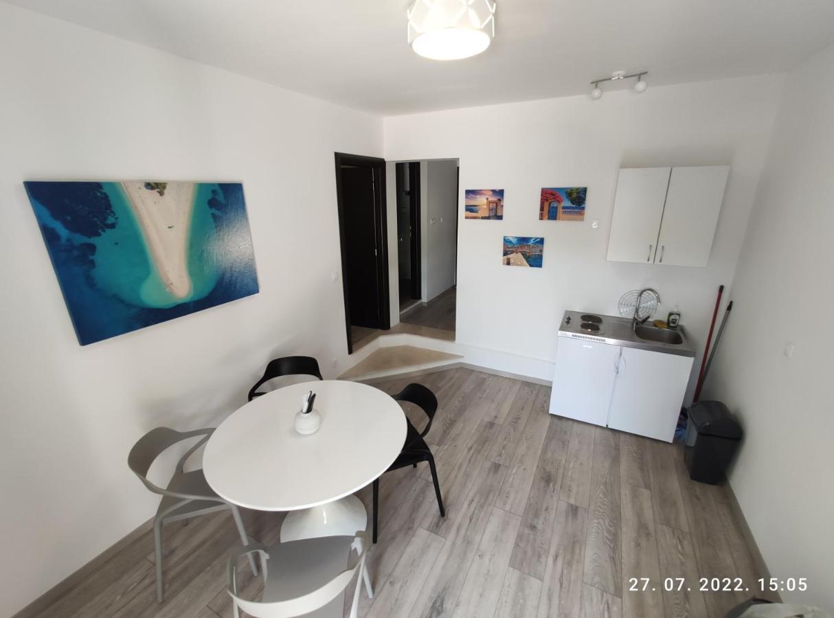 Aqua Apartments Omiš Kültér fotó