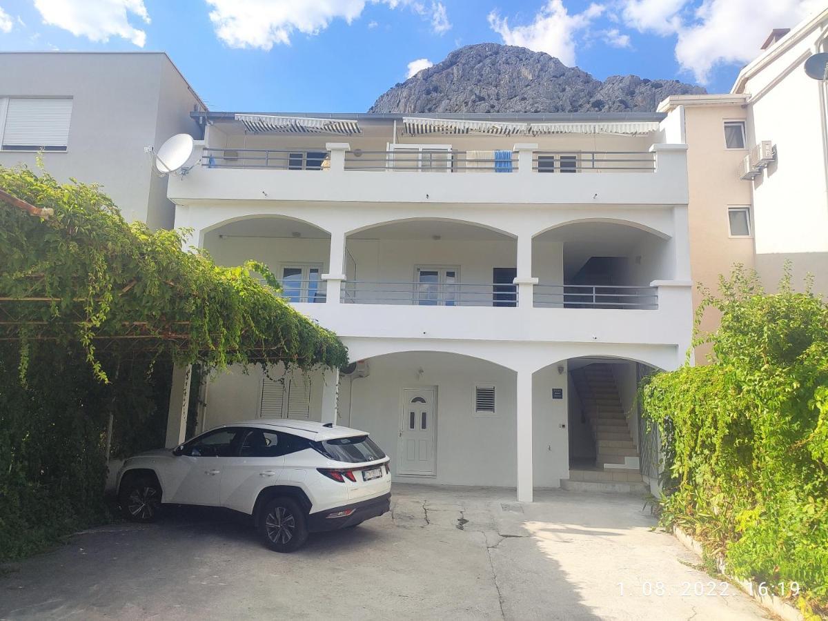 Aqua Apartments Omiš Kültér fotó