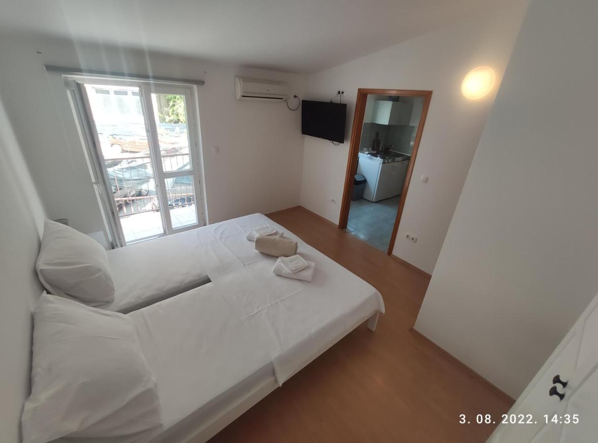 Aqua Apartments Omiš Kültér fotó